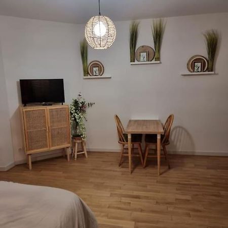Studio L'Eden Moulins  Luaran gambar